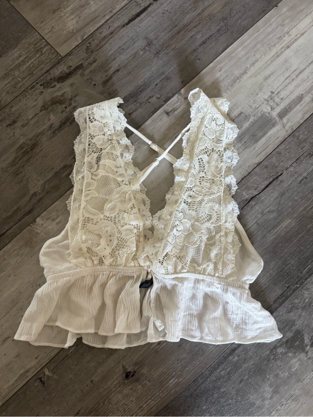 Forever 21 vintage lace top